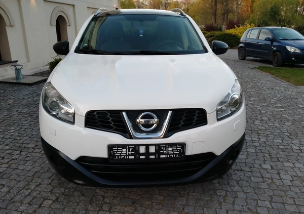 Nissan Qashqai+2 cena 34900 przebieg: 151100, rok produkcji 2013 z Suchedniów małe 121